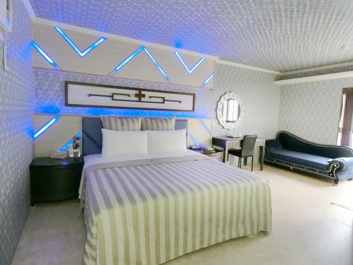 Full Moon Boutique Motel Hsinchu Exterior foto